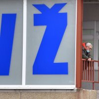 Varaždin: Krešimir Luetić posjetio bolnicu u Varaždinu gdje se oboljeli smještaju u šatore