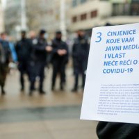 Prosvjed protiv mjera za borbu protiv koronavirusa u Zagrebu