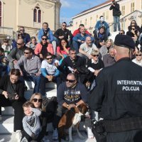 Prosvjed protiv Vladinih mjera na Poljani u Šibeniku