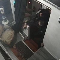 Snimke premlaćivanja glazbenog producenta