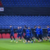 Nogometaši Dinama na stadionu Feyenoorda odradili trening, a trener Mamić pressicu