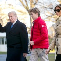 Donald i Melania Trump sa sinom Baronom