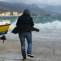 Olujno jugo u Kaštelima
