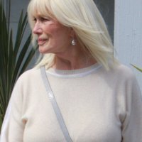 Linda Evans