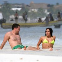 Lourdes Leon i Jonathan Puglia uživaju na plaži