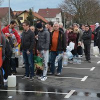 Dostava vode cisternama nije rijetkost niti u Hrvatskoj