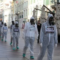 Rijeka: Prosvjed zbog mjera u borbi protiv koronavirusa