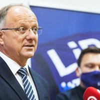 Konferencija za medije nove političke stranke LiPO