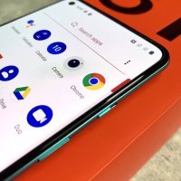 OnePlus 8T slike uređaja
