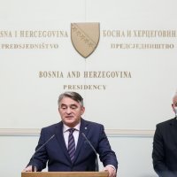 Željko Komšić, Šefik Džaferović