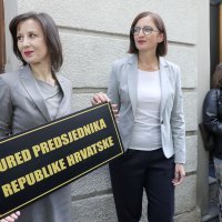 Performans Dalije Orešković i Marijane Puljak