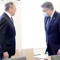 Premijer Plenković izašao iz izolacije i susreo se sa Sergejom Lavrovom
