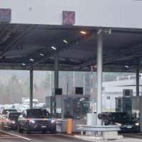 Gužva na graničnom prijelazu Pasjak