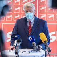 Rijeka: Konferencija za medije SDP-a na kojoj je sudjelovao i Peđa Grbin