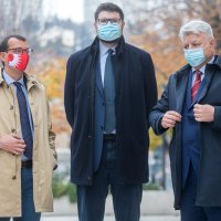 Rijeka: Konferencija za medije SDP-a na kojoj je sudjelovao i Peđa Grbin