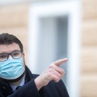 Rijeka: Konferencija za medije SDP-a na kojoj je sudjelovao i Peđa Grbin