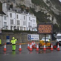 Blokada kamiona na francusko-britanskoj granici u Doveru