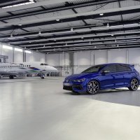 Novi VW Golf R