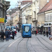 Brojni građani u šetnji centrom Zagreba