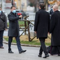 Premijer Plenković i predsjednik Sabora Jandroković dolaze na božićnu misu