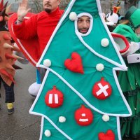 Brojni poznati pjesmom i kolačima na Božić razveselili pacijente i liječnike KB Dubrava