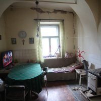 Petrinja: Na umirovljenicu Ankicu pali su dijelovi stropa za vrijeme prvog potresa