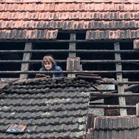U selu Brest Pokupski potres je teško oštetio krovove kuća