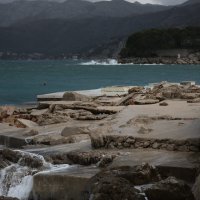 Olujno jugo u potpunosti uništilo dubrovačku plažu ispod hotela President