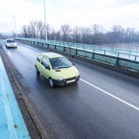 Oštećen most na ulazu u Petrinju