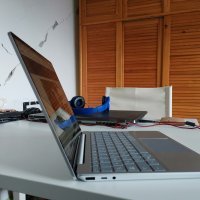 Microsoft Surface Laptop Go