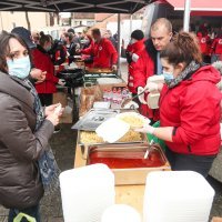 Chef kuha doma i Udruga ugostitelja organizirali i pružaju pomoć u Petrinji