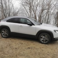 Mazda MX-30/e-Skyactiv/Launch Edition/Luxury-Modern