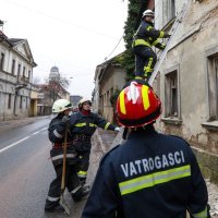 Pust grad Glina nakon razornog potresa