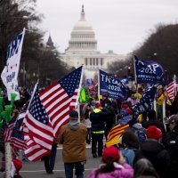 Trumpovi simpatizeri ispred američkog parlamenta