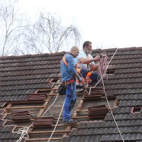 Selo Pecki dan nakon potresa