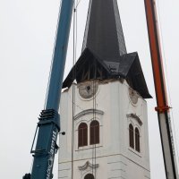 Uklanjanje oštećenog tornja sisačke katedrale