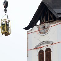 Uklanjanje tornja sisačke katedrale