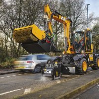 JCB predstavio novi stroj Hydradig PotholePro