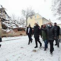 Ministar Gordan Grlić Radman i francuski ministar Jean-Yves Le Drian obišli centar Petrinje