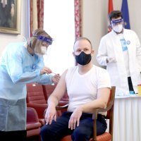Saborski zastupnici cijepili se protiv covida-19