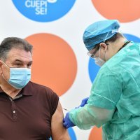 Varaždin: Župan Čačić i vijećnici stariji od 65 godina cijepili se protiv koronavirusa