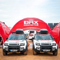 Land Rover Defender 110 na Dakru 2021.