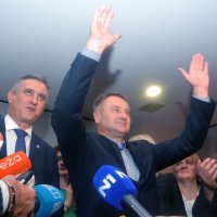 U izbornom stožeru 2014. kao pobjednik izabran za sisačko-moslavačkog župana