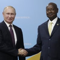 Vladimir Putin, Yoweri Museveni