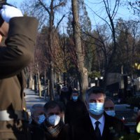 Državni vrh položio vijence povodom Dana sjećanja na žrtve holokausta