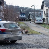 Pakrac: Bacio bombu na djelatnike HEP-a nakon što su mu došli isključiti struju