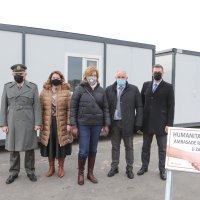 Veleposlanstvo Srbije doniralo 25 kontejnera