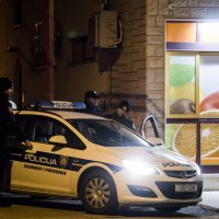 Policija ispred kuće Branka Kolopera u četvrti Vidici