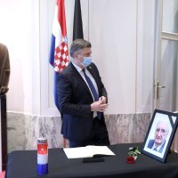 U knjigu žalost za Miroslava Tuđmana upisao se i Andrej Plenković