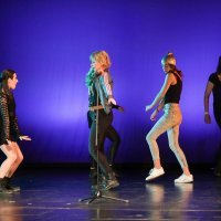 Poetski performans 'Ne čitaš žene'